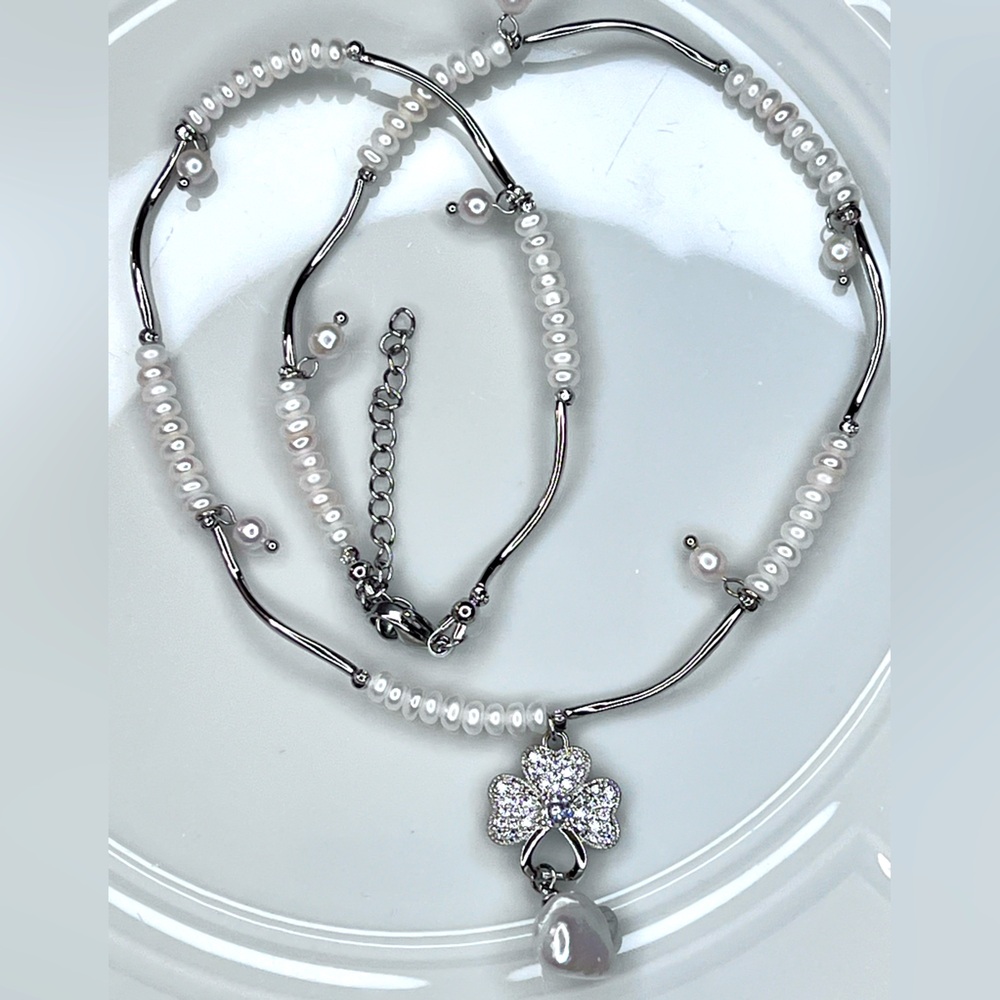 Handmade Freshwater Pearl Clover 🍀 Crystal Charm Adjustable Necklace